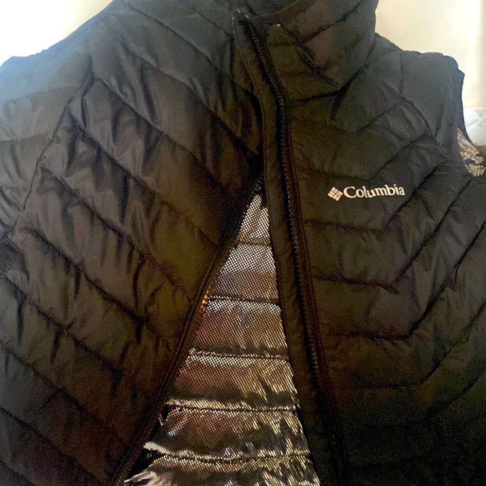 Columbia puffer vest